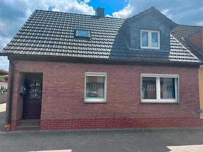 Einfamilienhaus zu Vermieten / zu Verkaufen