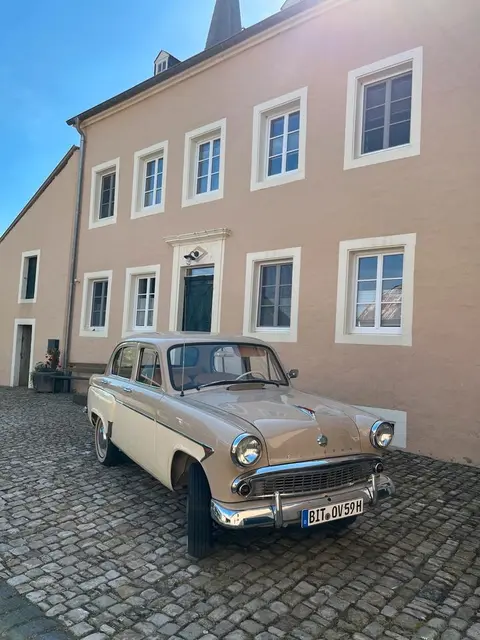 Stilvolles und gepflegtes Bauernhaus zu vermieten