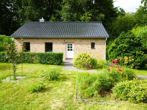 Freistehendes Haus in ruhiger Lage zu vermieten