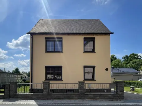 Gepflegtes Einfamilienhaus mit Garten nahe Grimma