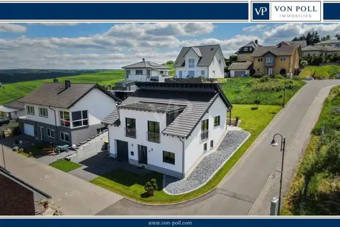Neuwertiges energieeffizientes Einfamilienhaus in beliebter Höhenlage